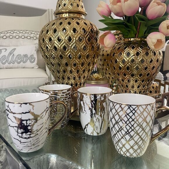 Certified International
4 Piece gold  Multi-Colored Porcelain 16 oz. Mug Set - Picture 6 of 11